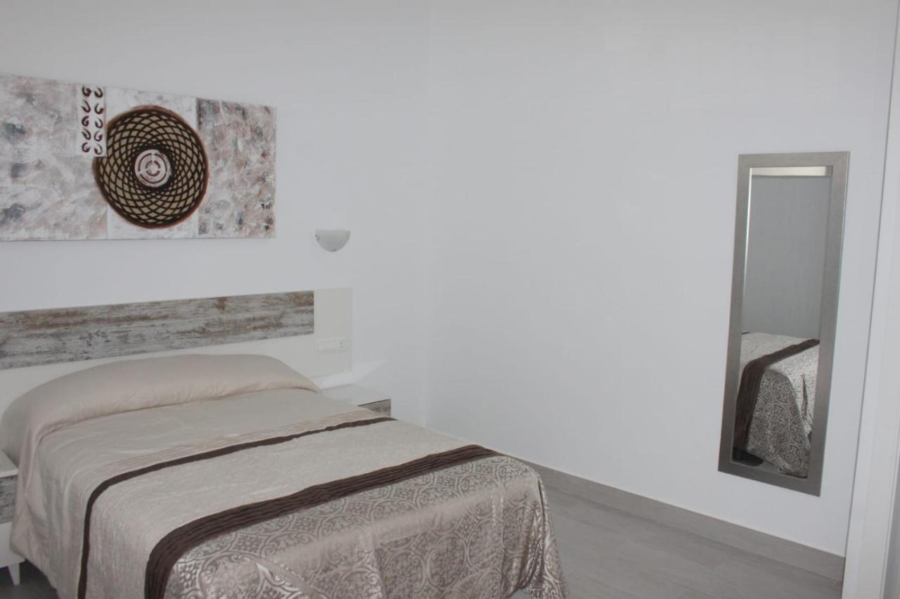 Apartamentos Margo 2 Malaga Ngoại thất bức ảnh